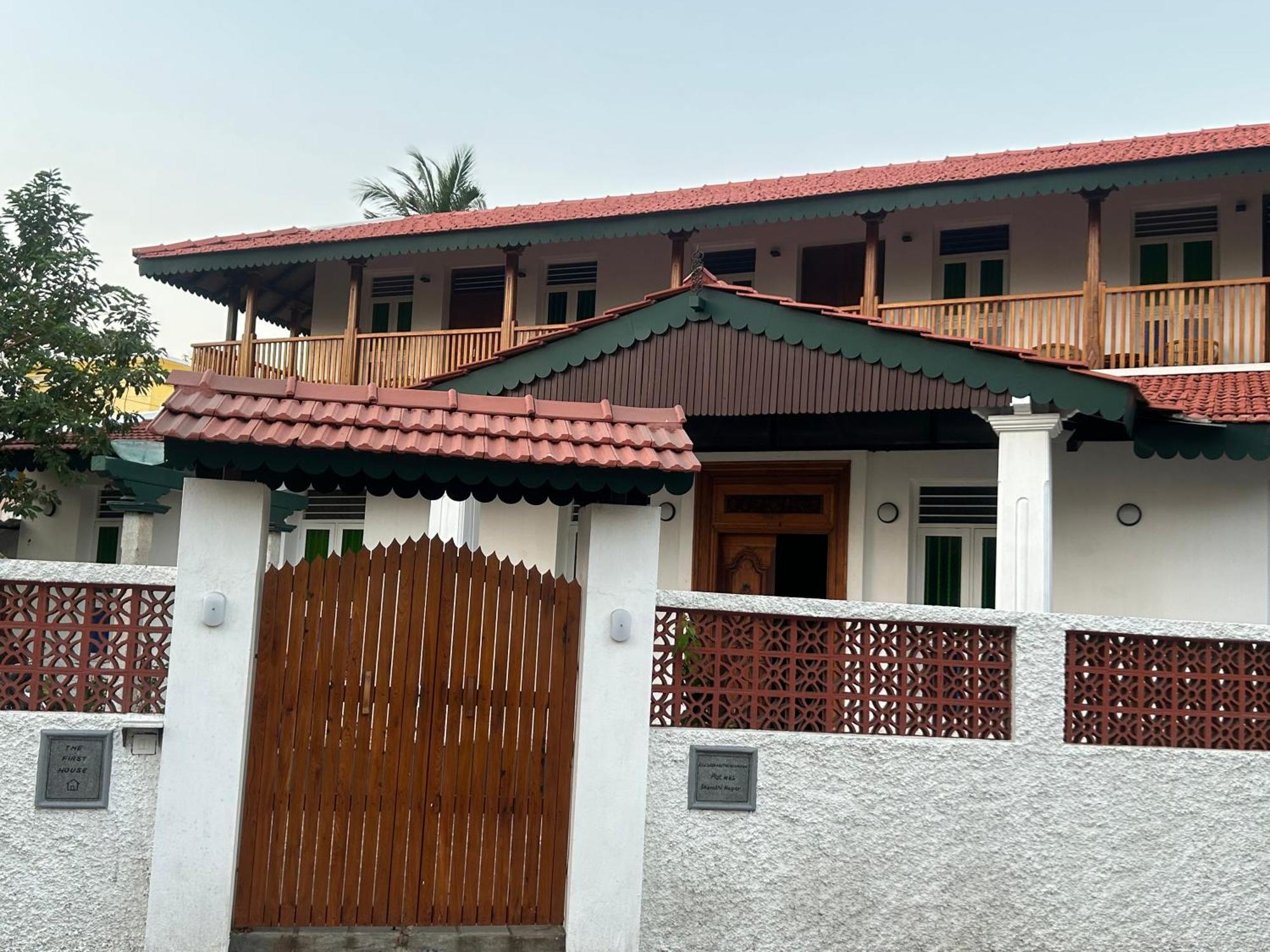 Hotel The First House Karaikal Exterior foto